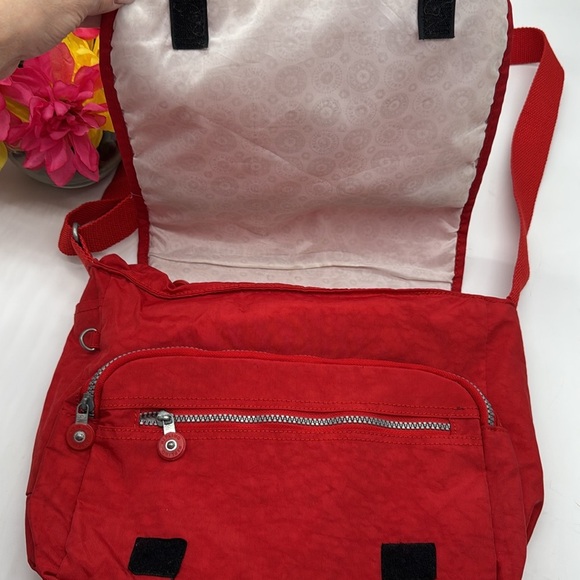 Kipling Red Nylon Lightweight Small Messenger Bag Purse MCB7579S - Picture 4 of 14